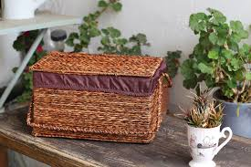 تصویر 2 از سبد کوچک حصیری مستطیل مناسب دکوراسیون مدرن و سنتی